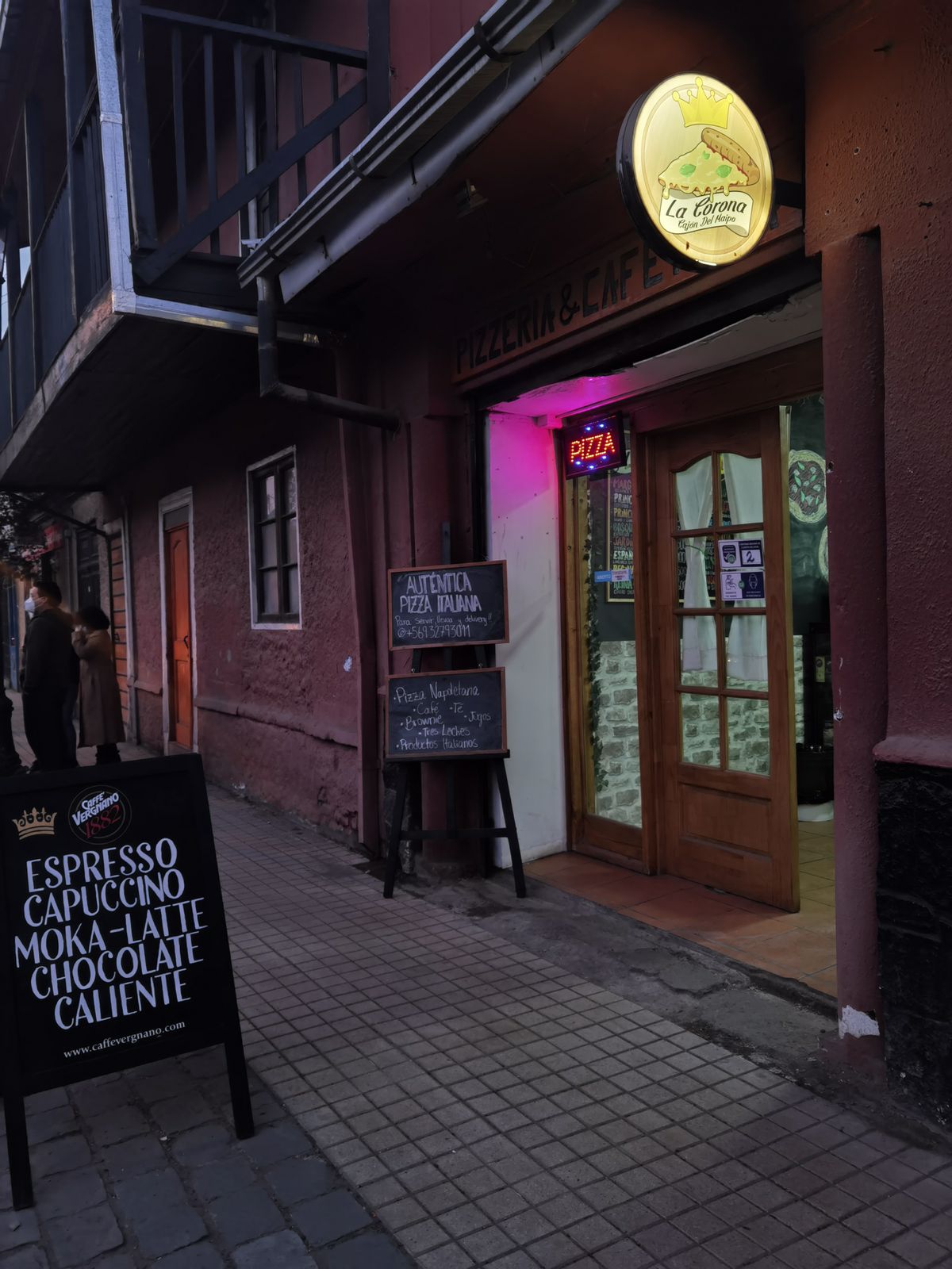 🔥4 Pizzerias que no puedes perderte en Santiago y Viña🍕